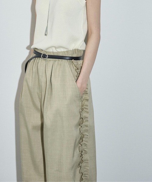 THE YOn(ザヨン)の「サイドフリルラインタックイージーパンツ(その他パンツ・レディース・サンドベージュ/レディッシュグレー・FREE)」の6枚目の写真
