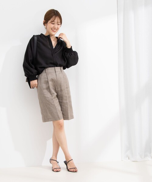 NOLLEY’S（ノーリーズ）の「《セットアップ対応》ウォッシャブルラミーシャンブレーショートパンツ（その他パンツ・レディース・ライトグレー/ブラウン・38/36）」の13枚目の写真