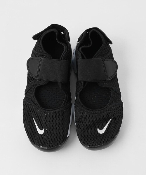 NIKE（ナイキ）の「＜NIKE＞ナイキ エア リフト（リトルキッズ）（サンダル・キッズ・ブラック/ホワイト・17cm/21cm/20cm/23cm/22cm/19cm/18cm/24cm）」の4枚目の写真