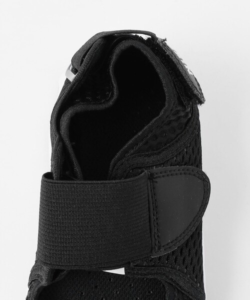 NIKE（ナイキ）の「＜NIKE＞ナイキ エア リフト（リトルキッズ）（サンダル・キッズ・ブラック/ホワイト・17cm/21cm/20cm/23cm/22cm/19cm/18cm/24cm）」の8枚目の写真