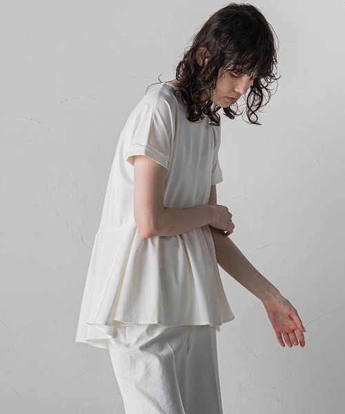 la.f…(ラエフ)の「マシュマロポンチペプラムカットソー≪洗濯機で洗える≫(Tシャツ/カットソー・レディース・オフホワイト/ブラック/グリーン/イエロー・9号)」の6枚目の写真