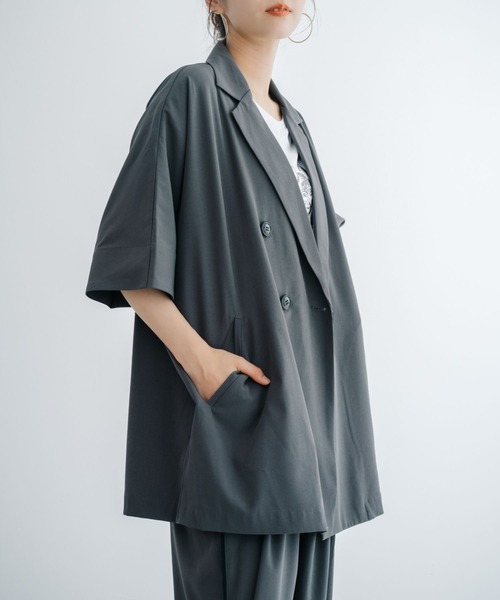 refinedworks(リファインドワークス)の「【refinedworks】 ドライ質感の半袖シャツジャケット(テーラードジャケット・レディース・ブラウン/グレー/ブラック・FREE)」の21枚目の写真