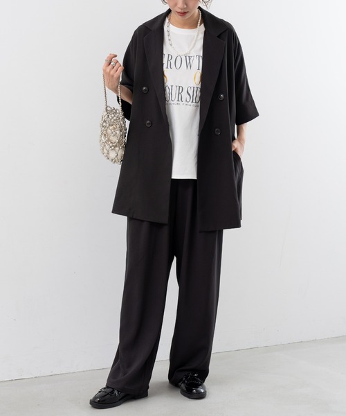 refinedworks(リファインドワークス)の「【refinedworks】 ドライ質感の半袖シャツジャケット(テーラードジャケット・レディース・ブラウン/グレー/ブラック・FREE)」の4枚目の写真