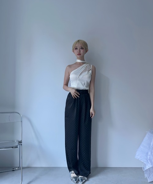 MAINLYTRULY（メインリィトゥルリィ）の「サテン ラインストーン パンツ（その他パンツ・レディース・ブラック・M）」の10枚目の写真