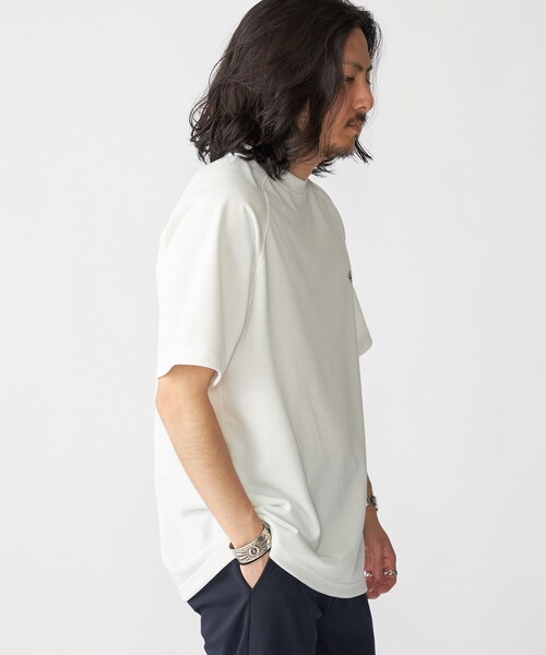 SHIPS(シップス)の「【WEB限定】SHIPS:〈接触冷感・吸水速乾等〉STORATECH(TM) ワンポイントロゴ 鹿の子 Tシャツ(Tシャツ/カットソー・メンズ・ベージュ/ブラック/ホワイト/ネイビー・SMALL/X-LARGE/LARGE/MEDIUM)」の17枚目の写真