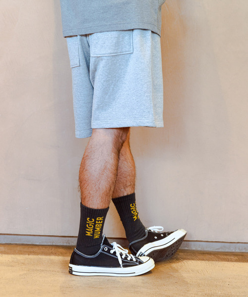 MAGIC NUMBER（マジック ナンバー）の「『別注』MAGIC NUMBER×Sonny Label　スウェットショートパンツ（スウェットパンツ・メンズ・グレー系その他/チャコールグレー・LARGE/MEDIUM）」の7枚目の写真