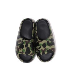 A BATHING APE（アベイシングエイプ）の「1ST CAMO SLIDE SANDALS
