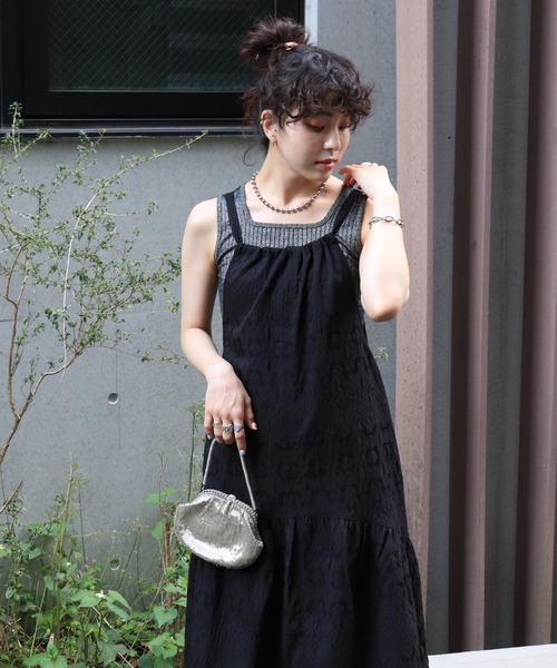 DOUBLE NAME（ダブルネーム）の「ふくれジャガード切替ギャザーキャミワンピース（ワンピース・レディース・オフホワイト/ブラック・FREE）」の2枚目の写真