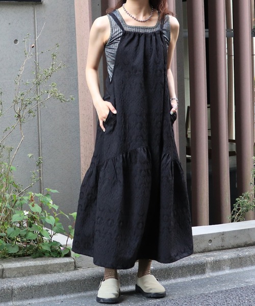 DOUBLE NAME（ダブルネーム）の「ふくれジャガード切替ギャザーキャミワンピース（ワンピース・レディース・オフホワイト/ブラック・FREE）」の10枚目の写真