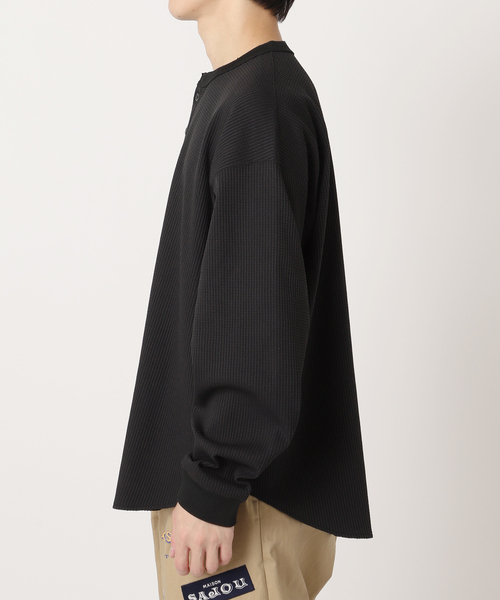 417 EDIFICE（フォーワンセブンエディフィス）の「”PERFECTECH” サーマルクルーネック（Tシャツ/カットソー・メンズ・ホワイト/ブラック・MEDIUM/LARGE）」の14枚目の写真