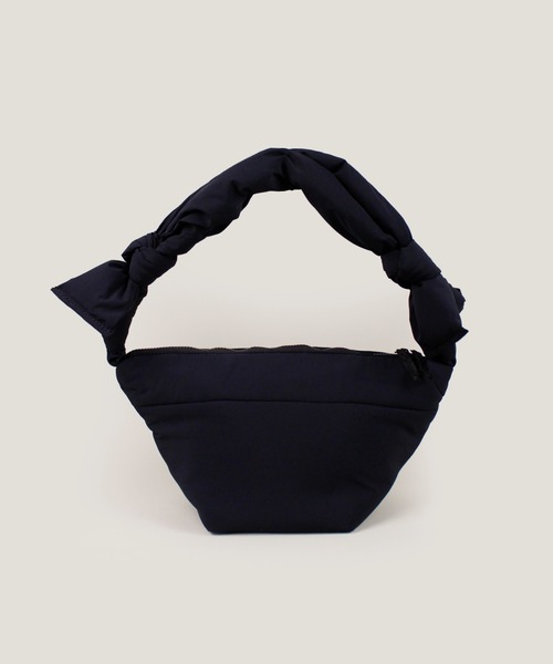 LE VERNIS(ル・ベルニ)の「【O0u×LE VERNIS】Jiggly shoulder bag(ショルダーバッグ・レディース・ブラック/ブルー・FREE)」の2枚目の写真