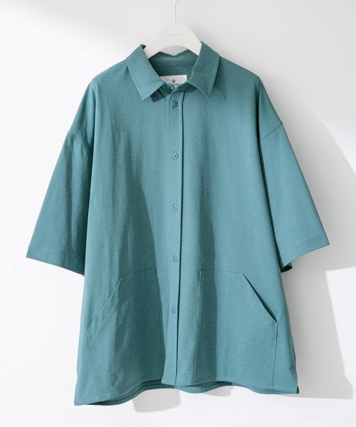 URBAN RESEARCH Sonny Label(アーバンリサーチサニーレーベル)の「『接触冷感』『吸水速乾』カットソーシャツ(シャツ/ブラウス・メンズ・チャコールグレー/ホワイト/グリーン系その他/ネイビー・MEDIUM/LARGE)」の1枚目の写真