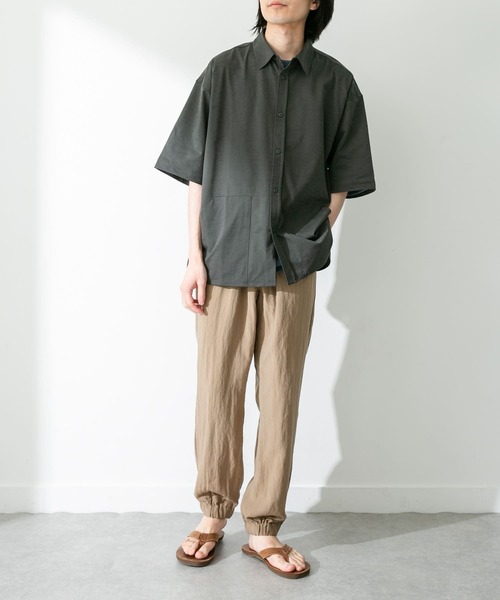 URBAN RESEARCH Sonny Label(アーバンリサーチサニーレーベル)の「『接触冷感』『吸水速乾』カットソーシャツ(シャツ/ブラウス・メンズ・チャコールグレー/ホワイト/グリーン系その他/ネイビー・MEDIUM/LARGE)」の12枚目の写真