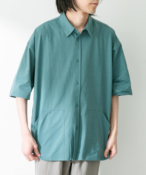 URBAN RESEARCH Sonny Label(アーバンリサーチサニーレーベル)の「『接触冷感』『吸水速乾』カットソーシャツ(シャツ/ブラウス・メンズ・チャコールグレー/ホワイト/グリーン系その他/ネイビー・MEDIUM/LARGE)」の15枚目の写真