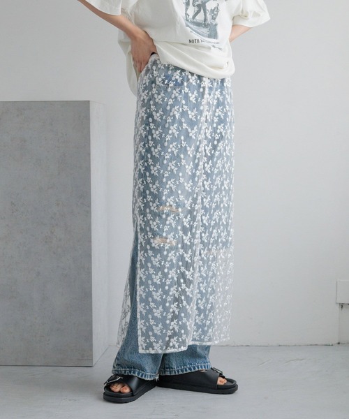 LOWRYS FARM（ローリーズファーム）の「レースレイヤードスカート　　137693（スカート・レディース・アイボリー/ブラック・FREE）」の2枚目の写真