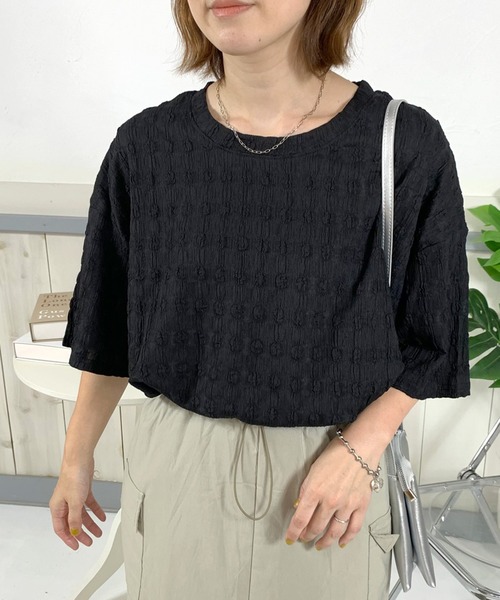 CRB(シーアールビー)の「シアー柄半袖Tチュニック(Tシャツ/カットソー・レディース・オフホワイト/ブラック・F)」の4枚目の写真