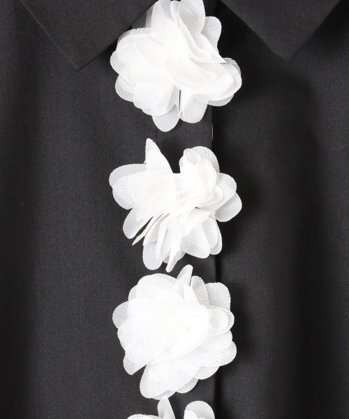 QUEENS COURT（クイーンズコート）の「フラワーモチーフノースリーブチュニック≪洗濯機で洗える≫（チュニック・レディース・ホワイト/ブラック/ブラック系その他・M）」の5枚目の写真