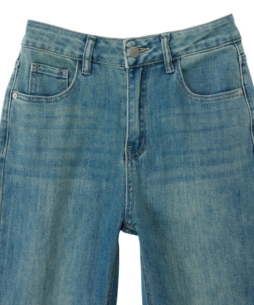 Ada.(エイダ)の「【上品シルエット】セミフレア ブーツカット デニムパンツ(デニムパンツ・レディース・ブルー/ブラック・L/M/S)」の14枚目の写真