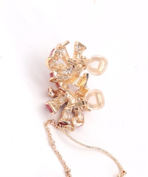 axes femme（アクシーズファム）の「彼岸花モチーフイヤリング