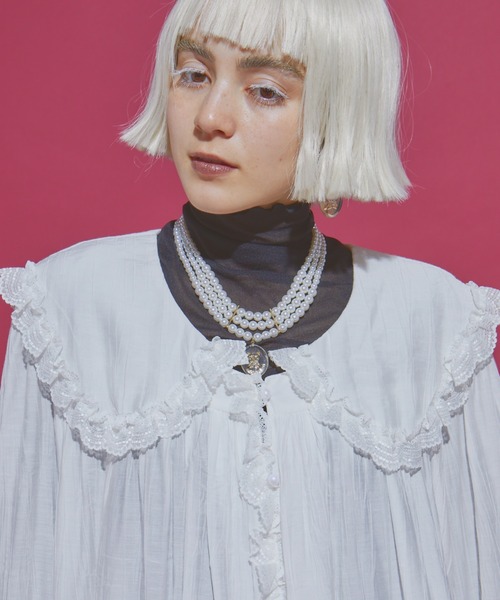 manana suerte（マニャーナスエルテ）の「レースカラーギャザーブラウス（シャツ/ブラウス・レディース・ホワイト/ブラック・FREE）」の12枚目の写真