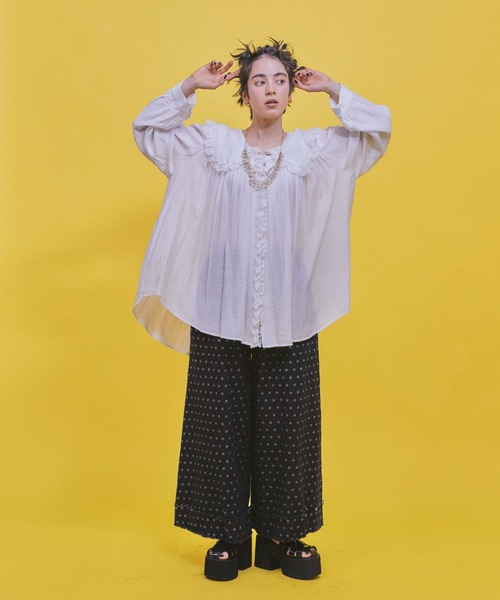 manana suerte（マニャーナスエルテ）の「レースカラーギャザーブラウス（シャツ/ブラウス・レディース・ホワイト/ブラック・FREE）」の17枚目の写真