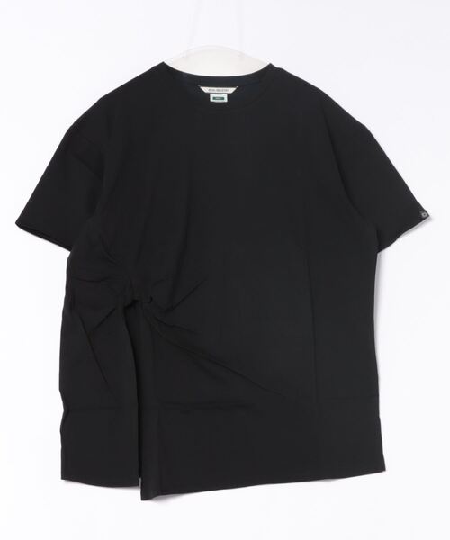 roial(ロイアル)の「DESIGN TEE/ROIAL(ロイアル)スタンダードワンポイントデザイン半袖Tシャツ(Tシャツ/カットソー・レディース・ホワイト/ブラック/ピンク/ミント・SMALL/MEDIUM)」の6枚目の写真