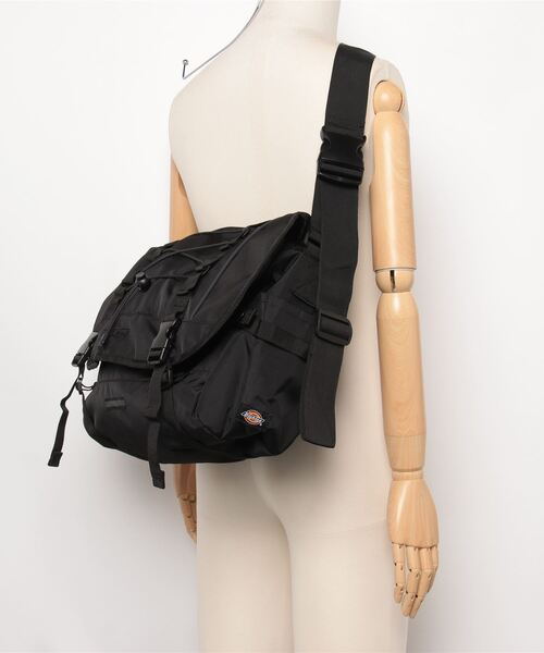 Dickies(ディッキーズ)の「Dickies / DK CITYWORK MESSENGER BAG / 80676400(メッセンジャーバッグ・レディース・ベージュ/ブラック/ブラック系その他・ONESIZE)」の9枚目の写真