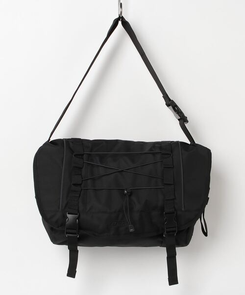 Dickies(ディッキーズ)の「Dickies / DK CITYWORK MESSENGER BAG / 80676400(メッセンジャーバッグ・レディース・ベージュ/ブラック/ブラック系その他・ONESIZE)」の13枚目の写真