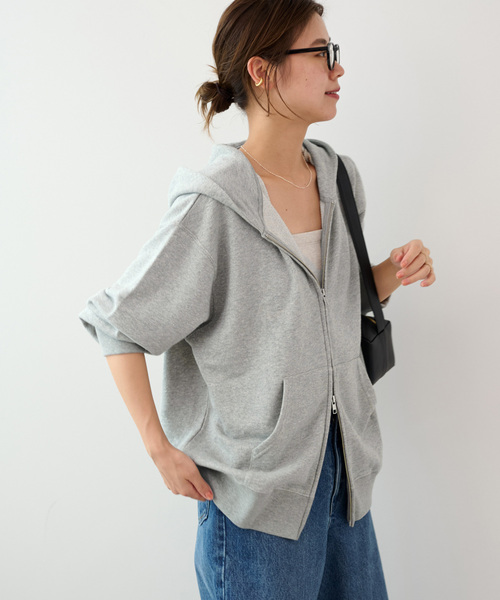 JOURNAL STANDARD relume（ジャーナルスタンダード　レリューム）の「ラメ裏毛フーディー（パーカー・レディース・アイボリー/グレー・FREE）」の2枚目の写真