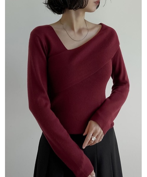 Re:EDIT(リエディ)の「アシンメトリーネックニットトップス(ニット/セーター・レディース・ブラック/アイボリー/モカ/ネイビー/グレー/ダークブラウン/ボルドー・MEDIUM/LARGE)」の18枚目の写真