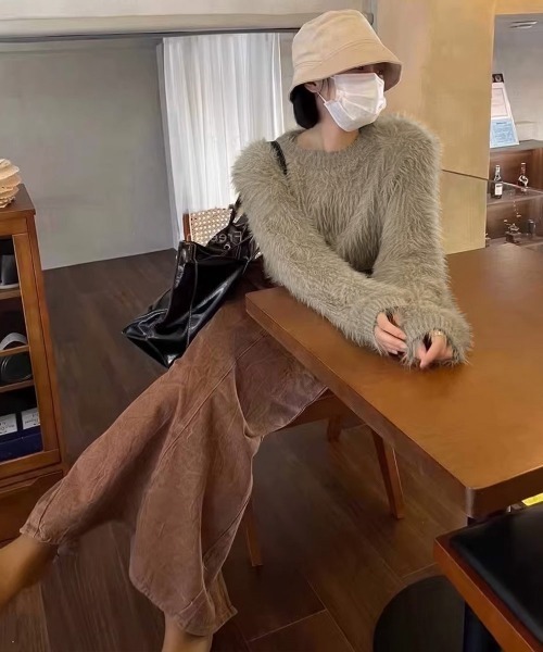 Miniministore(ミニミニストア)の「シャギーニットレディース 韓国風セーター(ニット/セーター・レディース・ホワイト/ブラック/ライトピンク/グレイッシュベージュ/アイボリー/ワインレッド・FREE)」の11枚目の写真
