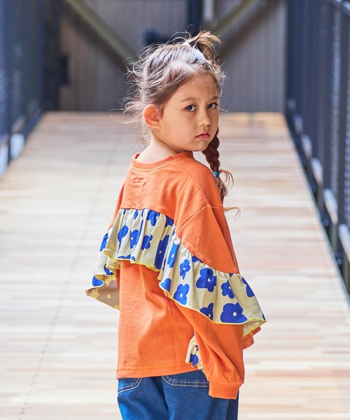 CALMIA(カルミア)の「フラワープリントバックフリルトレーナー(スウェット・キッズ・オフホワイト/オレンジ/パープル・150/140/130/120/110/100/95/90/80)」の7枚目の写真