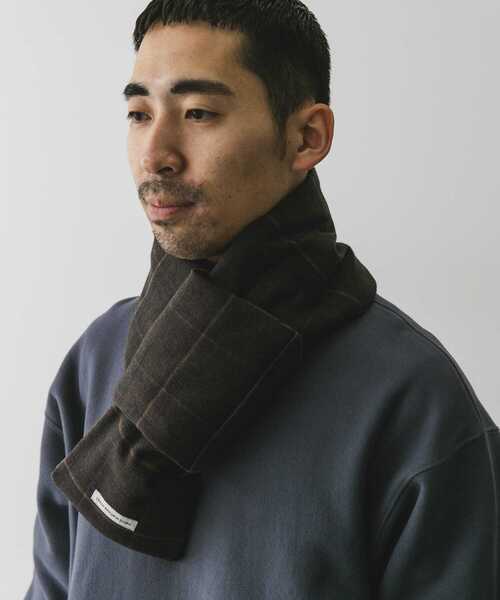 URBAN RESEARCH DOORS（アーバンリサーチドアーズ）の「ダウンマフラー（マフラー・メンズ・ブラウン系その他/グレー系その他/グリーン系その他/ネイビー/グレー・-）」の9枚目の写真