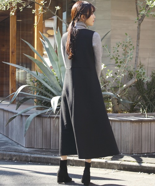 INCEDE(インシード)の「キルトカットワンピース(ワンピース・レディース・チャコールグレー/オフホワイト/ブラック・LL/L/M)」の16枚目の写真