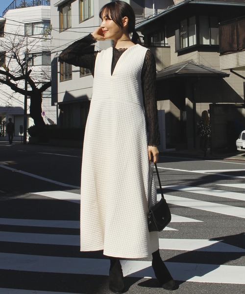 INCEDE(インシード)の「キルトカットワンピース(ワンピース・レディース・チャコールグレー/オフホワイト/ブラック・LL/L/M)」の6枚目の写真