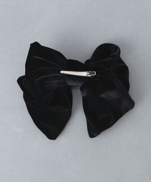 UNITED ARROWS（ユナイテッドアローズ）の「ラージ リボン ヘアクリップ（バレッタ/ヘアクリップ・レディース・ブラック・FREE）」の3枚目の写真