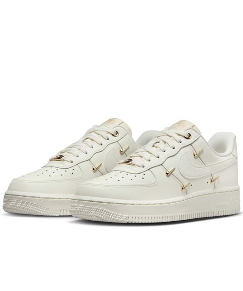 NIKE(ナイキ)の「ナイキ エア フォース 1 ’07 LX ウィメンズシューズ / Nike Air Force 1 ’07 LX Women's Shoes FV3654-111 Sail(スニーカー・レディース・クリーム・26/22/22.5/23/23.5/24/24.5/25/25.5)」の12枚目の写真