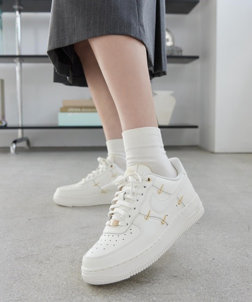 NIKE（ナイキ）の「ナイキ エア フォース 1 '07 LX ウィメンズシューズ