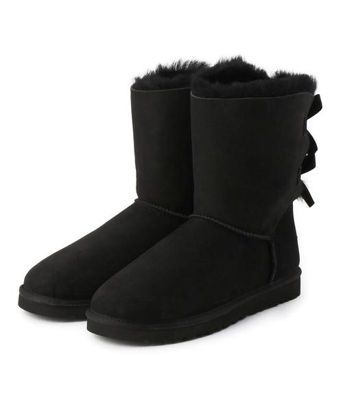UGG Australia（アグオーストラリア）の「アグ/UGG WBaileyBow Short（ブーツ・レディース・ブラック/ネイビー・8/6/7）」の2枚目の写真