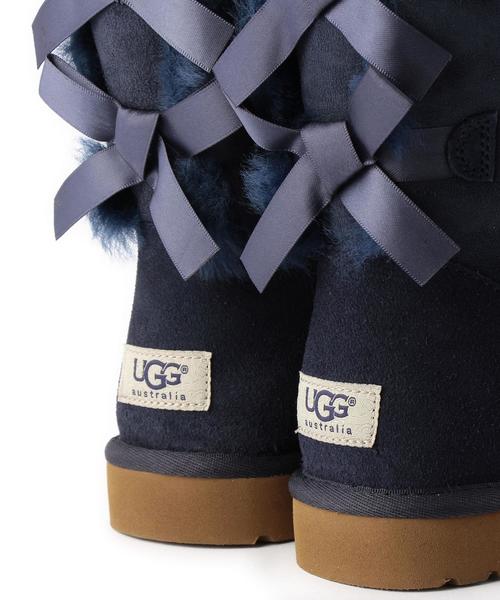UGG Australia（アグオーストラリア）の「アグ/UGG WBaileyBow Short（ブーツ・レディース・ブラック/ネイビー・8/6/7）」の8枚目の写真
