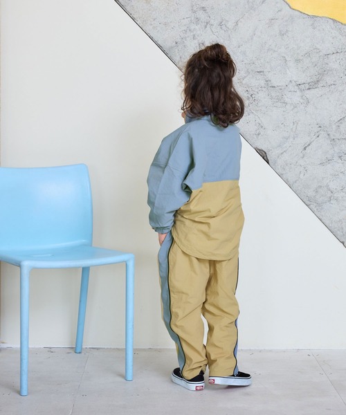 Life Support Products(ライフサポートプロダクツ)の「ナイロンバイカラージャケット【セットアップ可能】(ナイロンジャケット・キッズ・オレンジ/ブラック/ラベンダー/アイボリー/ミント/ダークブルー・100/95/90/150/140/130/120/110/80)」の11枚目の写真