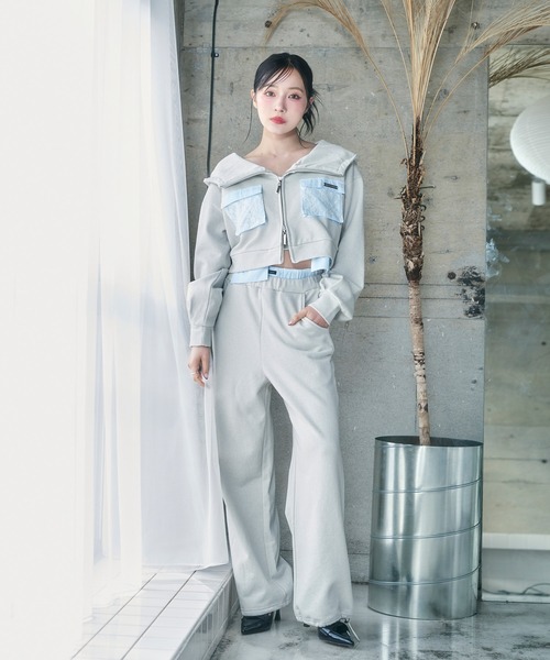 ANDGEEBEE（アンジービー）の「ダブルウエストラメスウェットパンツ（スウェットパンツ・レディース・オートミール/グレー・FREE）」の3枚目の写真