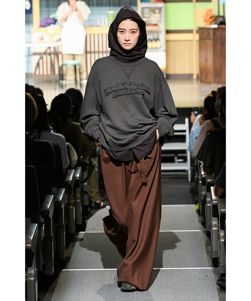 yoshiokubo（ヨシオクボ）の「yoshiokubo ヨシオクボ / TWIST WOOL SLACKS ツイストウールワイドスラックス / YKS25411（スラックス・メンズ・ブラウン/ブラック・1/2/3）」の6枚目の写真
