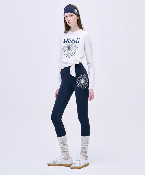 Mardi Mercredi(マルディメクルディ)の「AIRLIFT side slit top flowermardi / エアリフト サイド スリット トップ フラワーマルディ(Tシャツ/カットソー・レディース・ホワイト系その他/ブルー系その他/アイボリー/ホワイト系その他2/ブラック系その他/ブラック系その他2/チャコール/ブラック・FREE)」の10枚目の写真