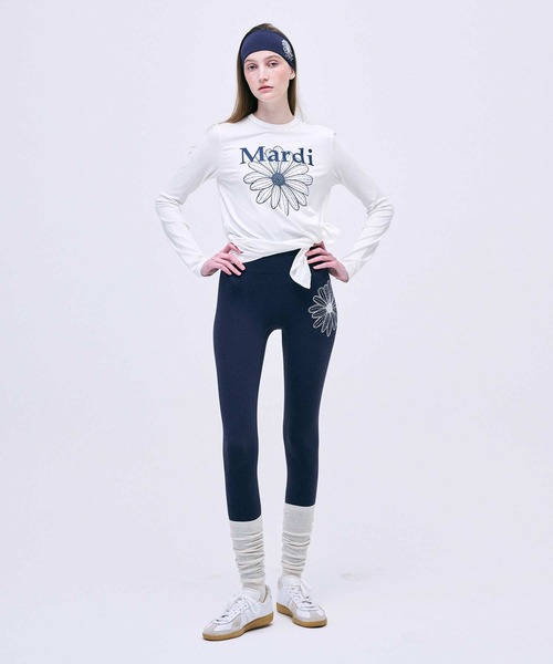 Mardi Mercredi(マルディメクルディ)の「AIRLIFT side slit top flowermardi / エアリフト サイド スリット トップ フラワーマルディ(Tシャツ/カットソー・レディース・ホワイト系その他/ブルー系その他/アイボリー/ホワイト系その他2/ブラック系その他/ブラック系その他2/チャコール/ブラック・FREE)」の13枚目の写真