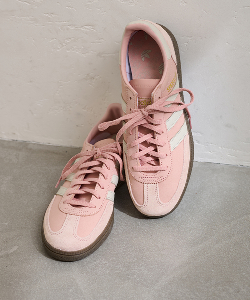 FRAMeWORK(フレームワーク)の「adidas/アディダス HANDBALL SPEZIALW(スニーカー・レディース・ピンク・25cm/24cm/23cm)」の3枚目の写真