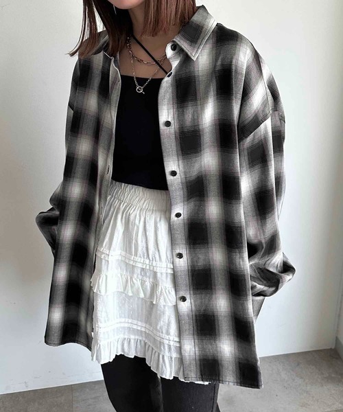 apres jour mignon(アプレジュールミニョン)の「袖ボリュームチェックシャツ【ZOZOTOWN限定アイテム】(シャツ/ブラウス・レディース・ネイビー/ホワイト系その他/ブラック系その他/ホワイト系その他2/ブラウン系その他・X-LARGE/フリー)」の16枚目の写真