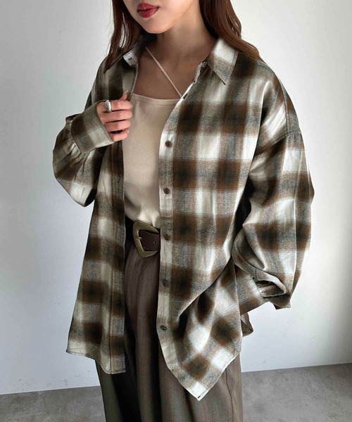 apres jour mignon(アプレジュールミニョン)の「袖ボリュームチェックシャツ【ZOZOTOWN限定アイテム】(シャツ/ブラウス・レディース・ネイビー/ホワイト系その他/ブラック系その他/ホワイト系その他2/ブラウン系その他・X-LARGE/フリー)」の21枚目の写真
