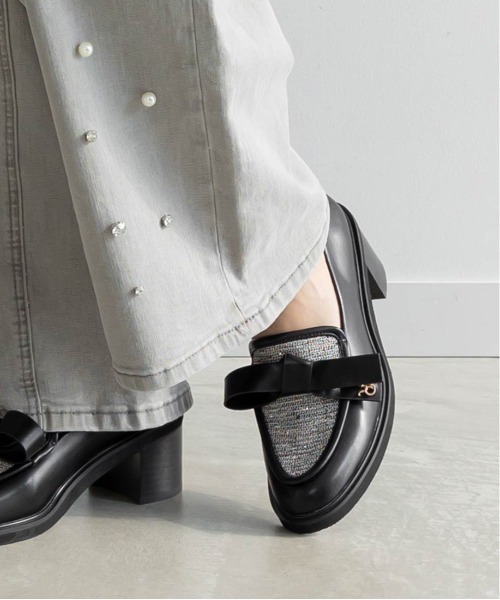 RANDA（ランダ）の「リボンデザインボリュームローファー（ローファー・レディース・アイボリー/ブラック・24/23/22.5/23.5/24.5/25）」の5枚目の写真