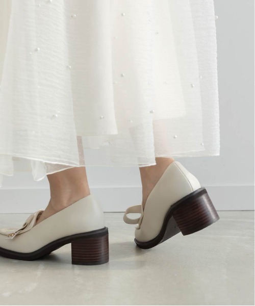 RANDA（ランダ）の「リボンデザインボリュームローファー（ローファー・レディース・アイボリー/ブラック・24/23/22.5/23.5/24.5/25）」の13枚目の写真